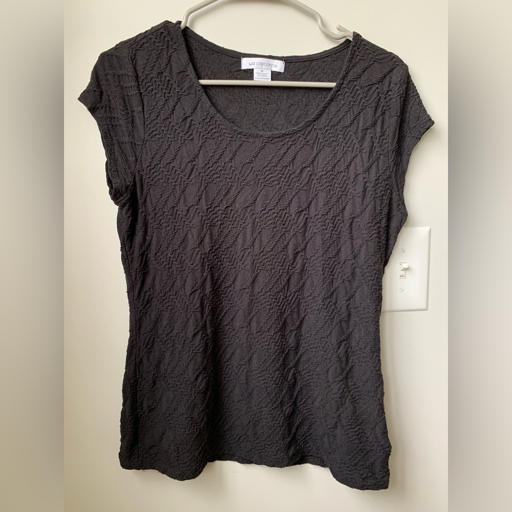 Liz Claiborne Black Textured Short Sleeve Tee